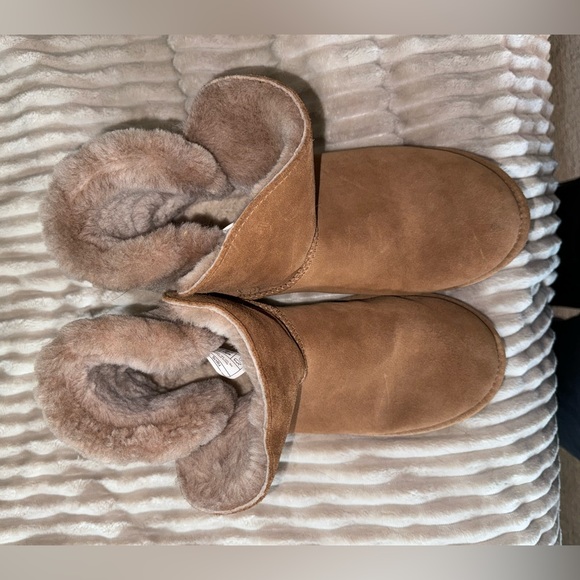 UGG Chestnut with Chevron fur back size 11 - Picture 10 of 10